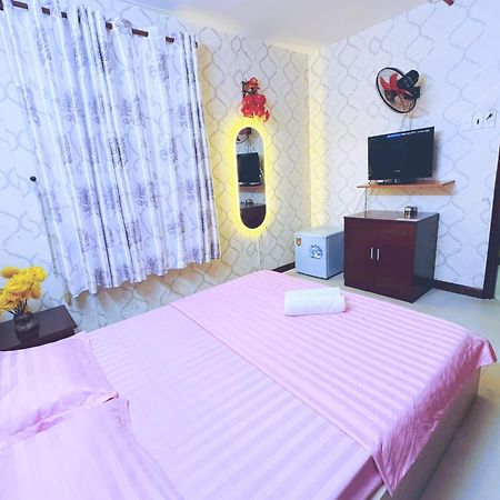 Hotel Hai Ha Vung Tau Esterno foto