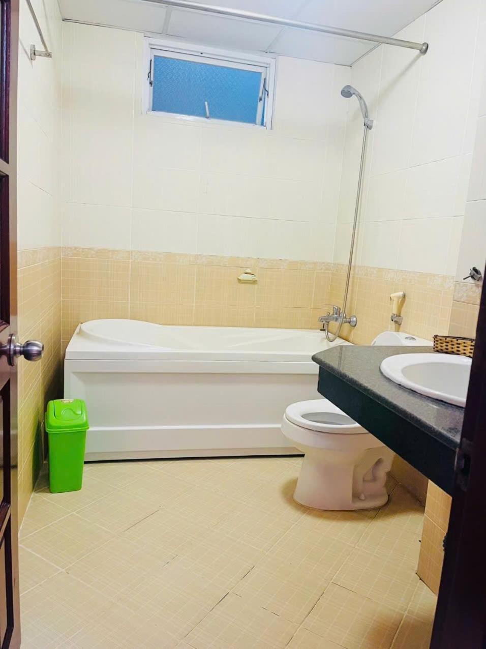 Hotel Hai Ha Vung Tau Esterno foto