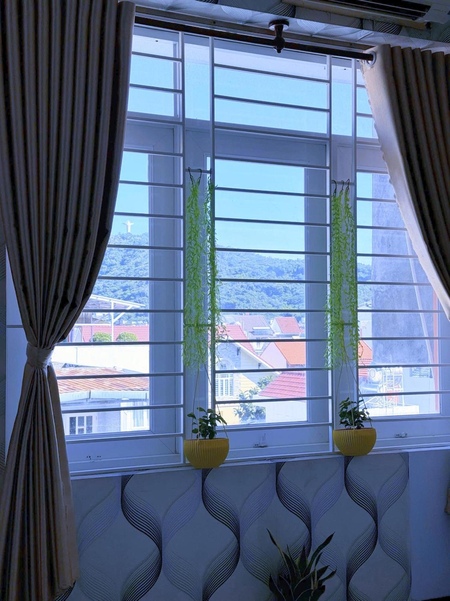 Hotel Hai Ha Vung Tau Esterno foto