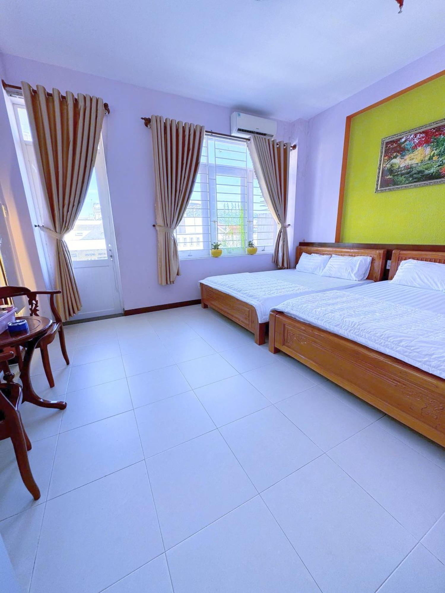 Hotel Hai Ha Vung Tau Esterno foto